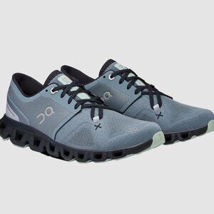 ON Cloud X 3 Women's Sneakers, Size 8.5 in Wash/Ink